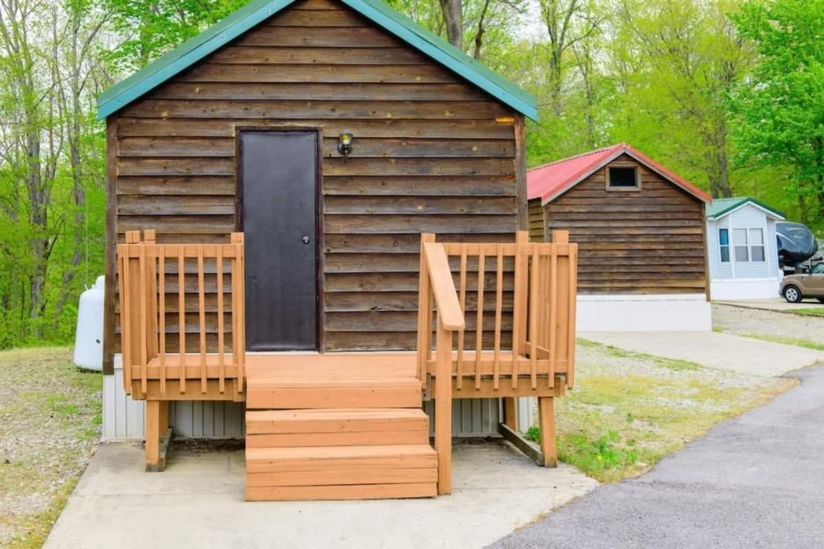 Charming Log Cabin In 布卢明顿 外观 照片